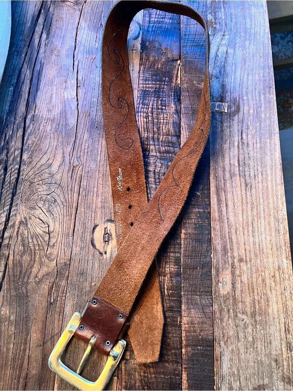 Vintage-Inspired Brown soft Leather Belt with Embroidered Detail
